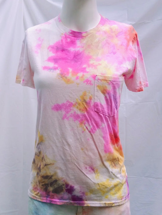 Tie-dyed pocket t-shirt