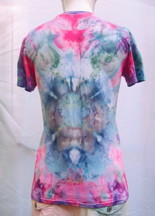 Small green blue purple pink tie-dyed pocket t-shirt