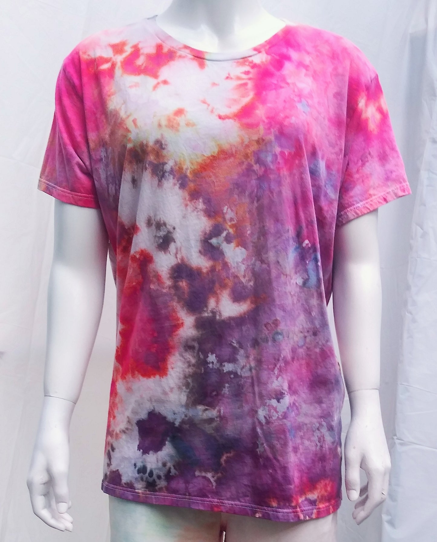 Tie Dye Gildan 2x ladies t-shirt