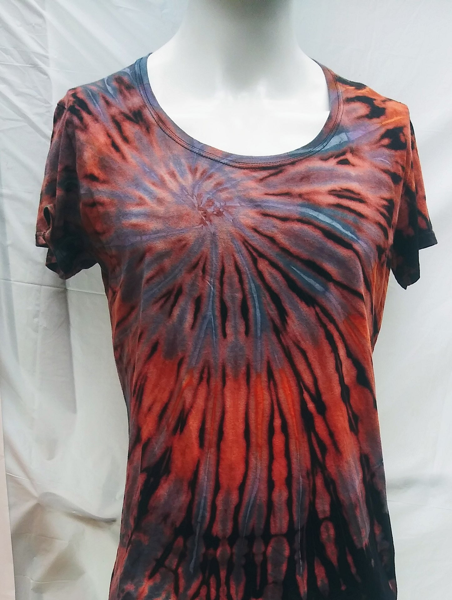 Tie-dyed 100% cotton ladies t-shirt