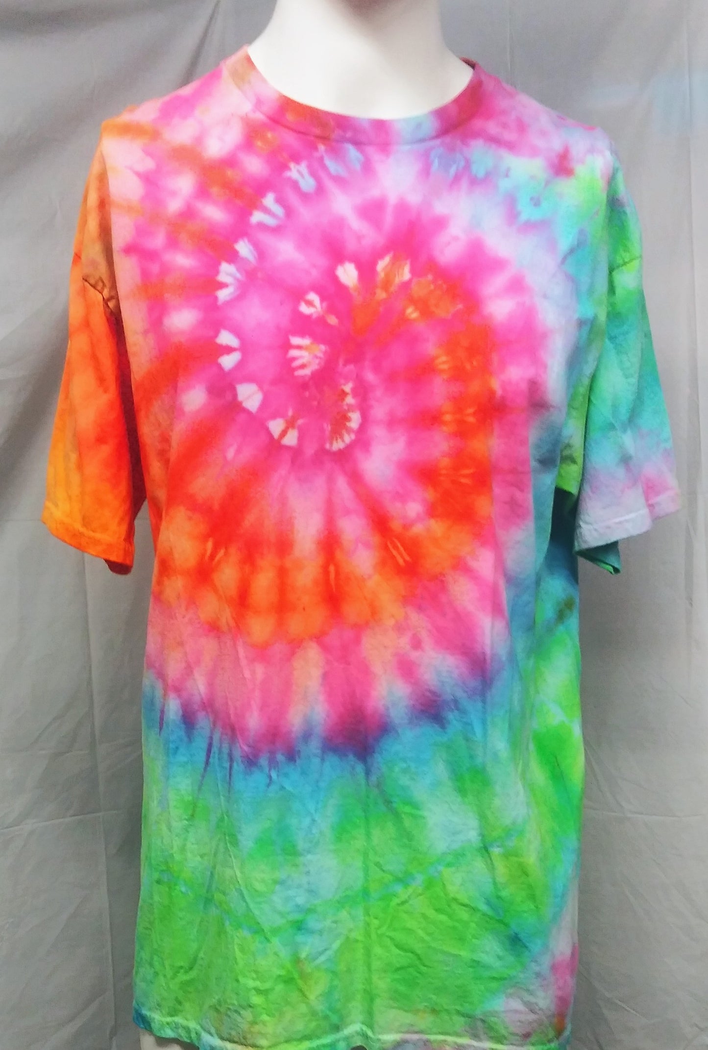 Tie Dye  Gildan unisex t-shirt