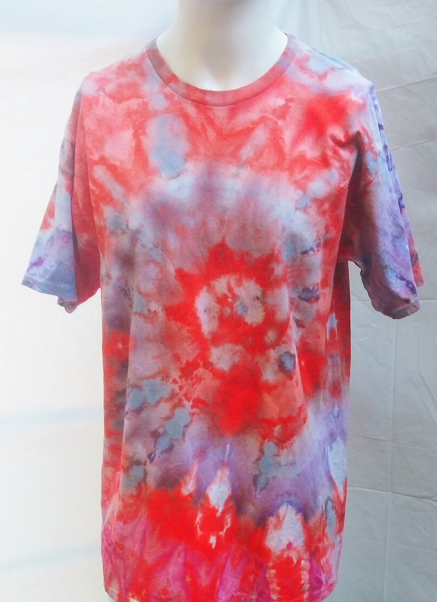 Tie-dye gildan t-shirt #1213