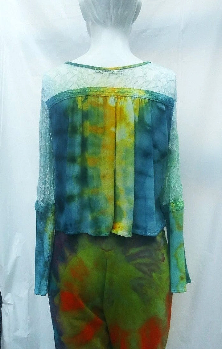 Tie-dyed cropped Lacey long sleeve shirt