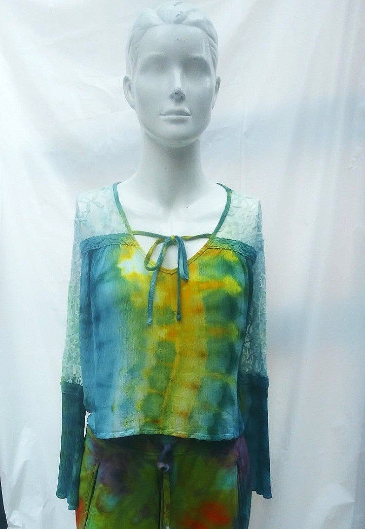 Tie-dyed cropped Lacey long sleeve shirt